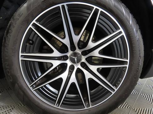 Used 2024 Mercedes-Benz GLC 43 AMG 4MATIC image 31