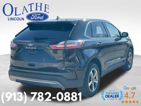 Used 2024 Ford Edge SEL w/ Convenience Package image 5