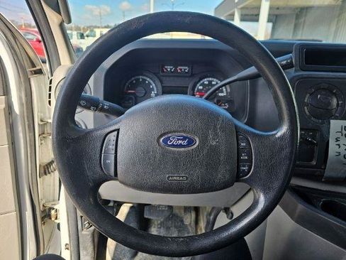 Used 2016 Ford E-350 and Econoline 350 Super Duty w/ Power Windows & Locks Group RWD image 10