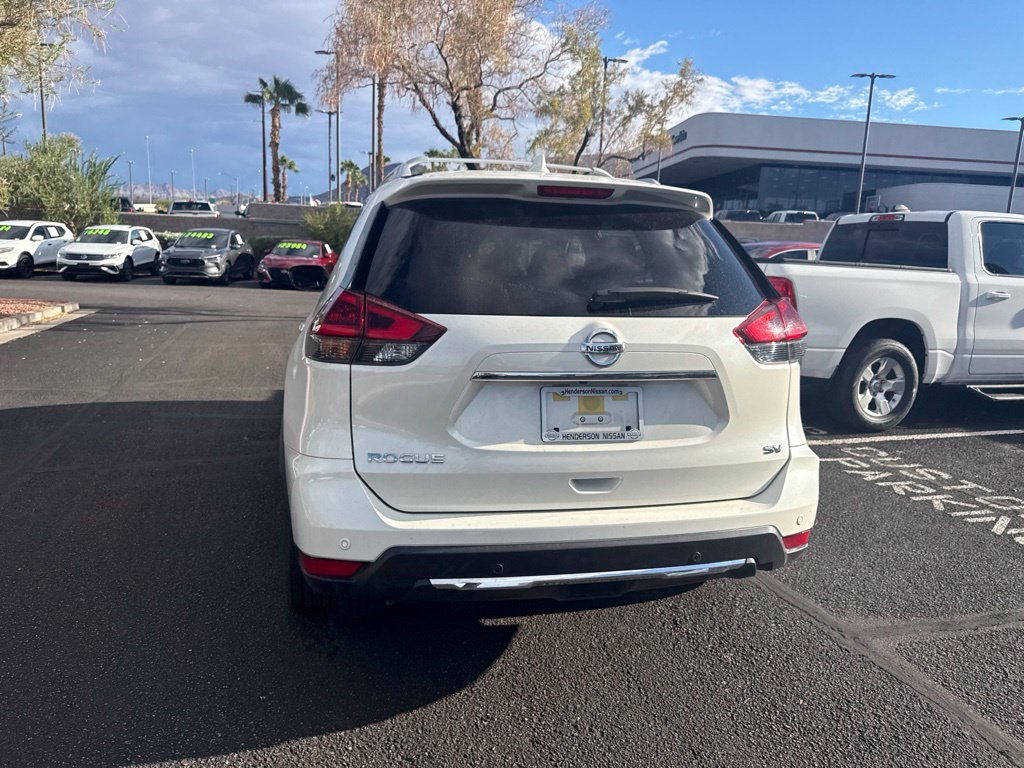 Used 2019 Nissan Rogue SV FWD image 11