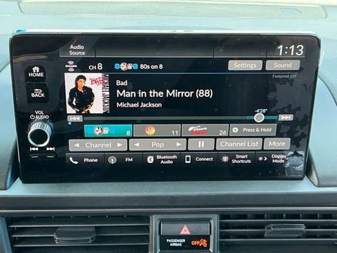 Used 2023 Honda Pilot TrailSport image 14