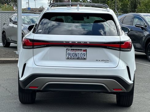 Used 2025 Lexus RX 350 w/ Convenience Package AWD/4WD image 5