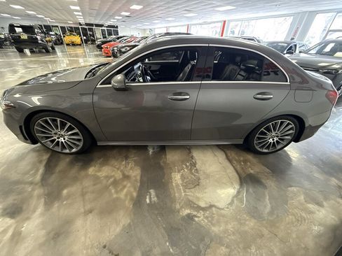Used 2019 Mercedes-Benz A 220 w/ AMG Line image 4