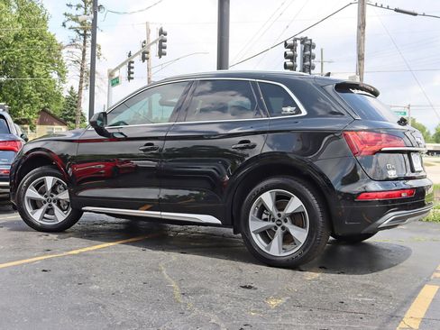 Used 2022 Audi Q5 2.0T Premium Plus w/ Premium Plus Package AWD/4WD image 12