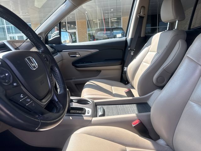 Used 2017 Honda Ridgeline RTL-T image 8