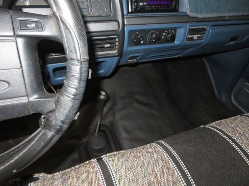 Used 1994 Ford Bronco XL image 32