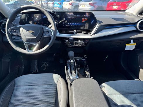 New 2026 Chevrolet Trax LT w/ Driver Confidence Package image 6