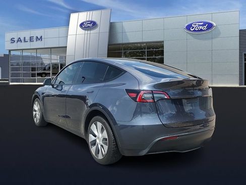 Used 2023 Tesla Model Y Long Range AWD/4WD image 4