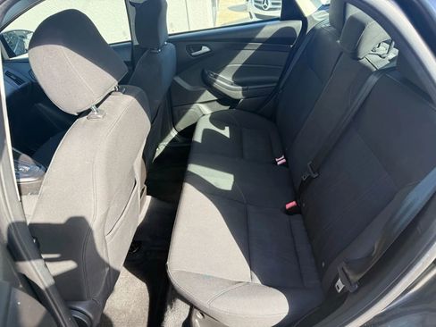 Used 2016 Ford Focus SE image 10
