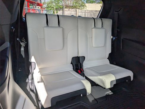 New 2026 Lexus LX 600 4WD w/ Luxury Package image 9