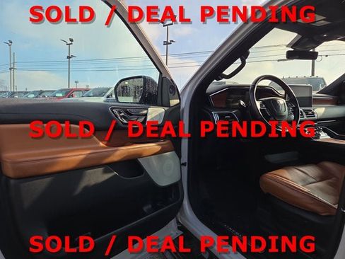 Used 2019 Lincoln Navigator Reserve w/ Cargo Package image 7