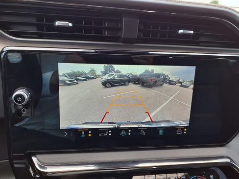 Used 2022 GMC Sierra 1500 AT4 w/ AT4 Premium Package AWD/4WD image 31