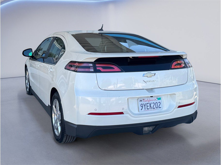 Used 2013 Chevrolet Volt Premium w/ Premium Trim Package FWD image 4