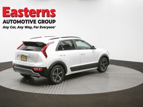 Used 2023 Kia Niro EX image 36