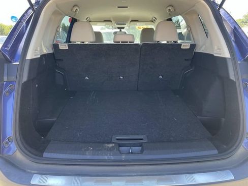 Used 2022 Nissan Rogue SV AWD/4WD image 7