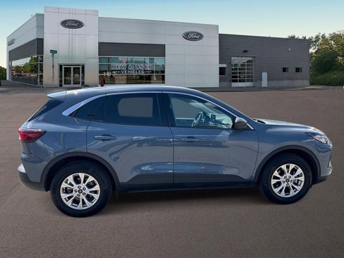 Used 2023 Ford Escape Active image 12