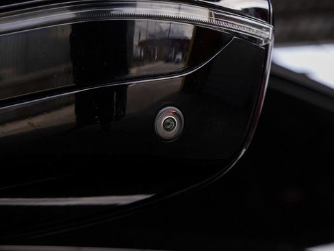 Used 2023 BMW M850i xDrive Coupe image 15