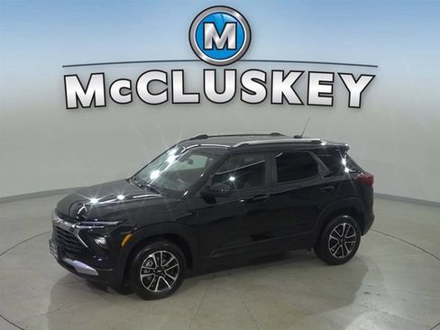 Certified 2025 Chevrolet TrailBlazer LT AWD/4WD image 1