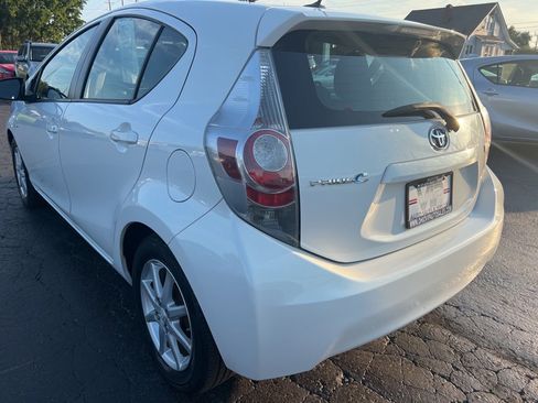 Used 2012 Toyota Prius C image 5