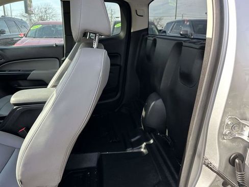Used 2018 Chevrolet Colorado 2WD Extended Cab image 20