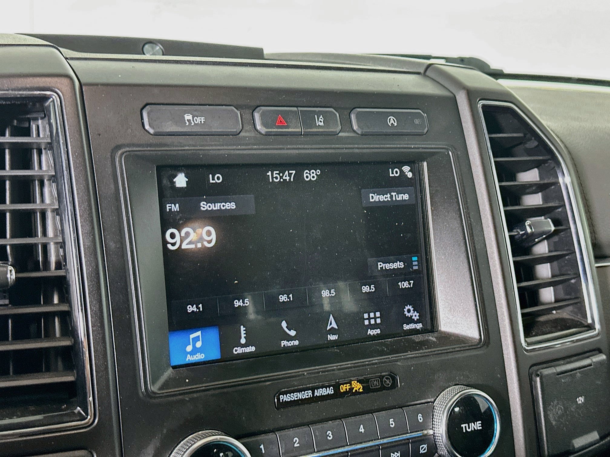 Used 2018 Ford Expedition Max Limited w/ Equipment Group 301A RWD image 21