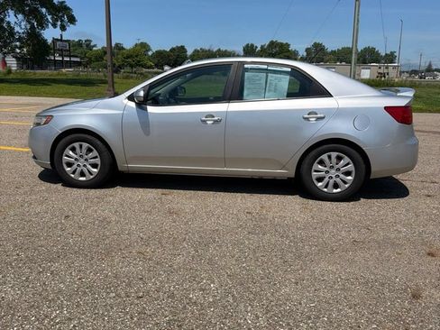 Used 2012 Kia Forte EX FWD image 8