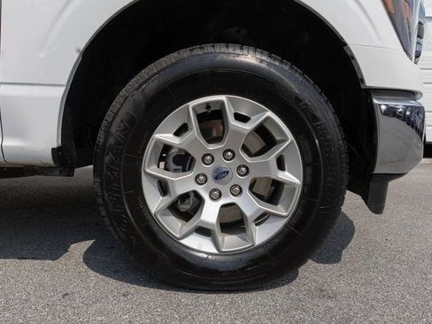 Used 2023 Ford F150 XLT AWD/4WD image 11