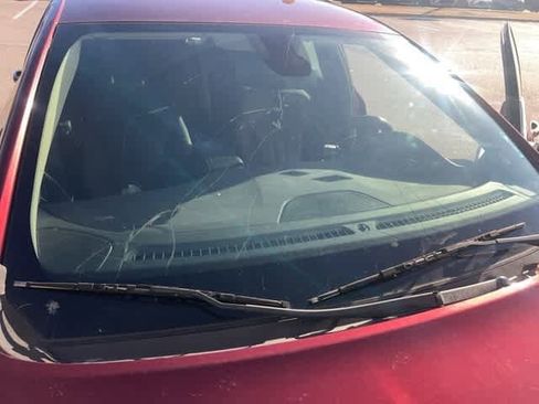 Used 2015 Chrysler 200 Limited image 20