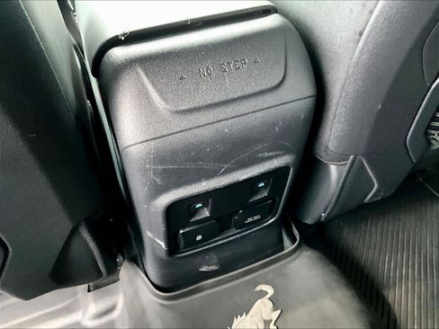 Used 2024 Ford Bronco Everglades AWD/4WD image 10