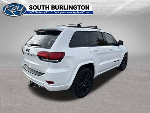 Used 2020 Jeep Grand Cherokee Altitude AWD/4WD image 7