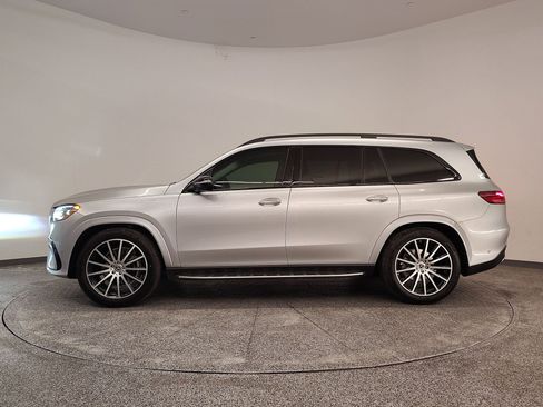 New 2026 Mercedes-Benz GLS 450 4MATIC image 2