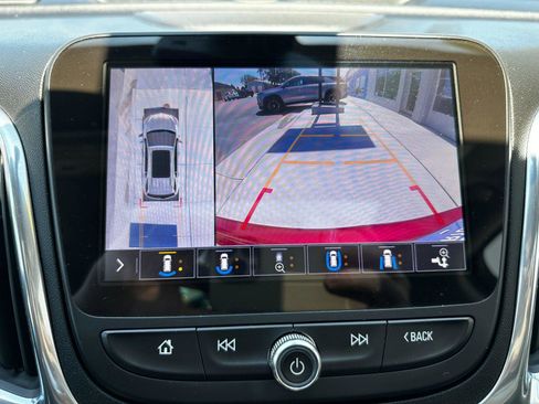 Used 2020 Chevrolet Equinox Premier image 14