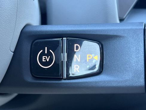 New 2026 Kia EV9 Wind image 22