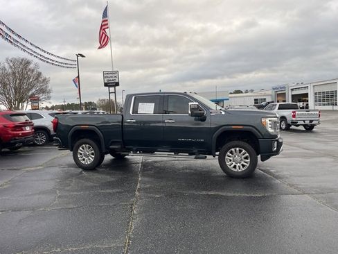 Used 2022 GMC Sierra 2500 Denali w/ Denali Ultimate Package image 2