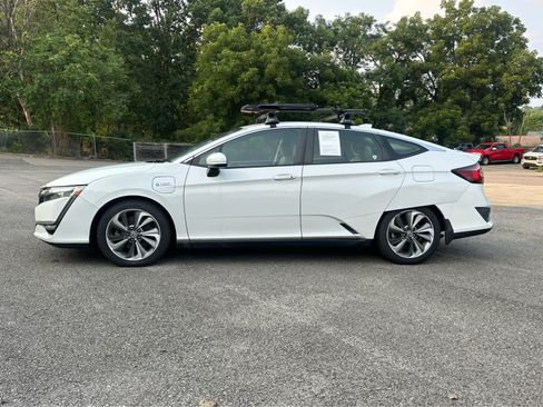 Used 2018 Honda Clarity Touring image 4