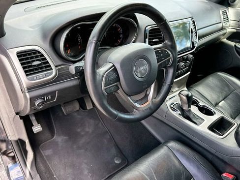 Used 2019 Jeep Grand Cherokee Limited w/ Luxury Group II image 9