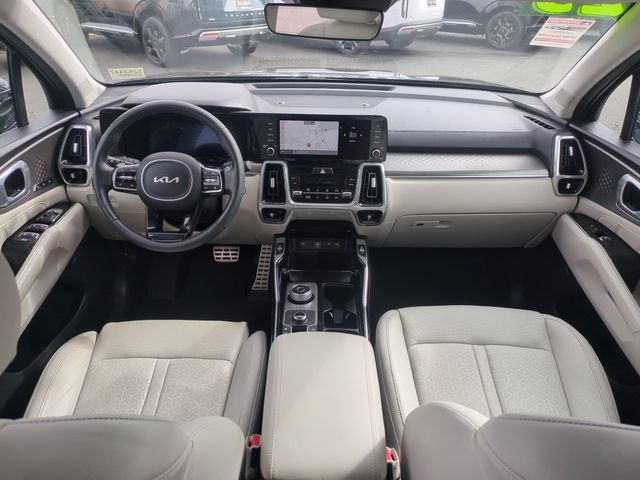 Certified 2023 Kia Sorento SX Prestige AWD/4WD image 28