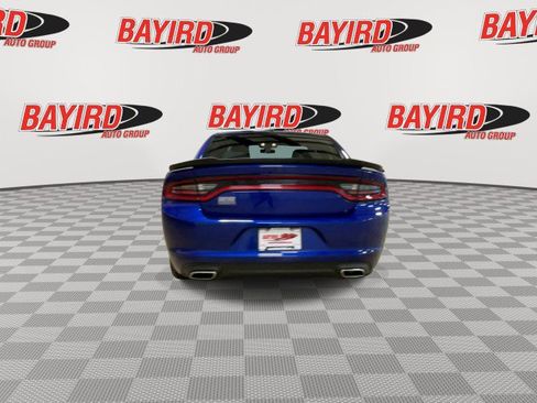 Used 2022 Dodge Charger SXT w/ Blacktop Package image 8