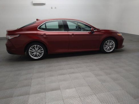 Used 2020 Toyota Camry XLE FWD image 10
