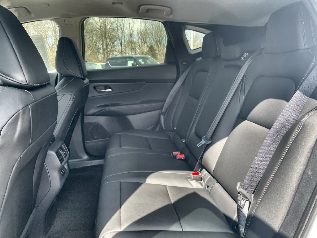 Certified 2025 Nissan Murano SV AWD/4WD image 20
