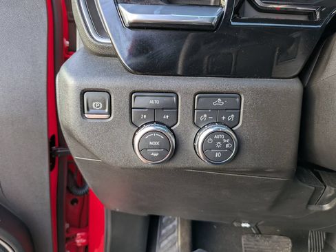 Used 2024 GMC Sierra 1500 Elevation AWD/4WD image 26