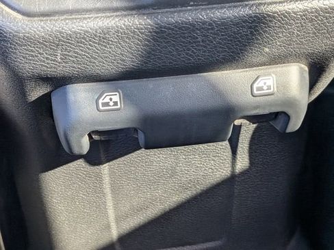 Used 2022 Jeep Wrangler Unlimited Sport image 14