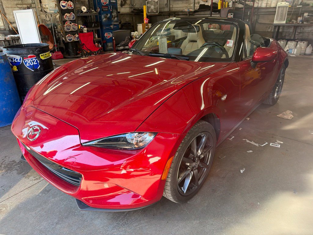 Used 2016 MAZDA MX-5 Miata Grand Touring RWD image 1