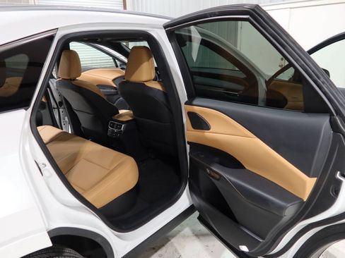 Used 2024 Lexus RX 350 Premium w/ Convenience Package FWD image 14