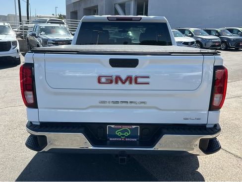 Certified 2022 GMC Sierra 1500 SLE w/ Driver Alert Package I AWD/4WD image 12