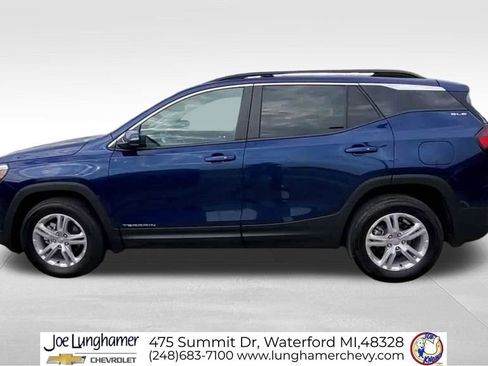 Certified 2023 GMC Terrain SLE w/ Driver Convenience Package image 6