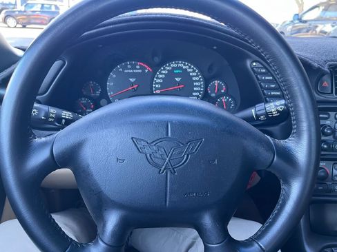 Used 1998 Chevrolet Corvette Coupe w/ Memory Pkg image 16