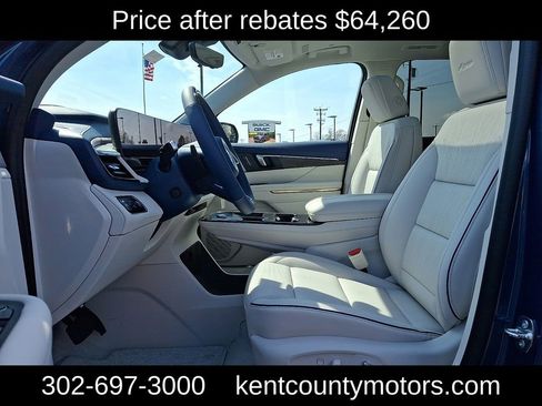 New 2026 Buick Enclave Avenir w/ Super Cruise Package image 13