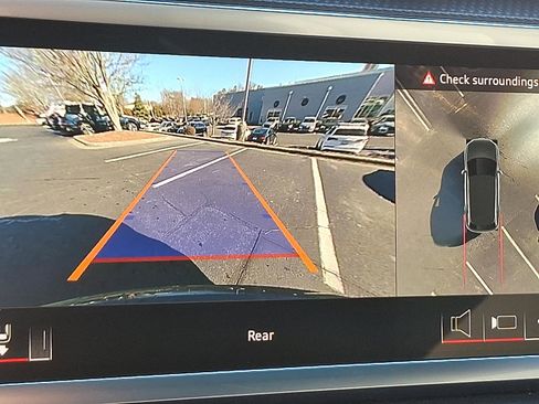 Certified 2025 Audi Q3 2.0T Premium Plus w/ Premium Plus Package image 19