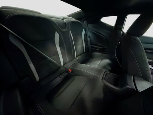 Used 2021 Chevrolet Camaro LT image 21